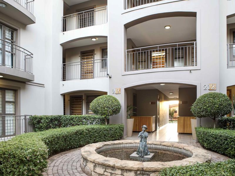 Faircity Grosvenor Gardens Pretoria-Noord Buitenkant foto