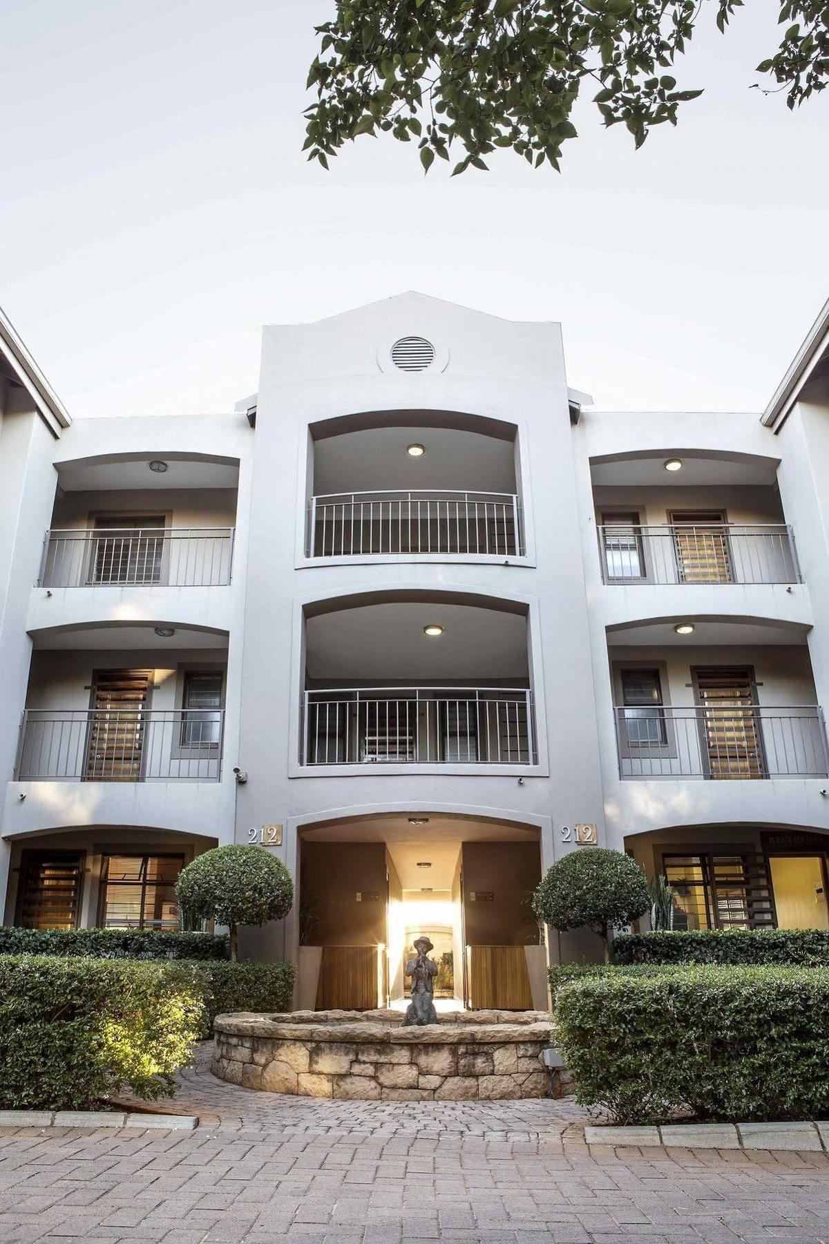 Faircity Grosvenor Gardens Pretoria-Noord Buitenkant foto