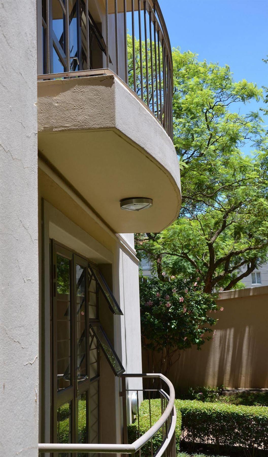 Faircity Grosvenor Gardens Pretoria-Noord Buitenkant foto