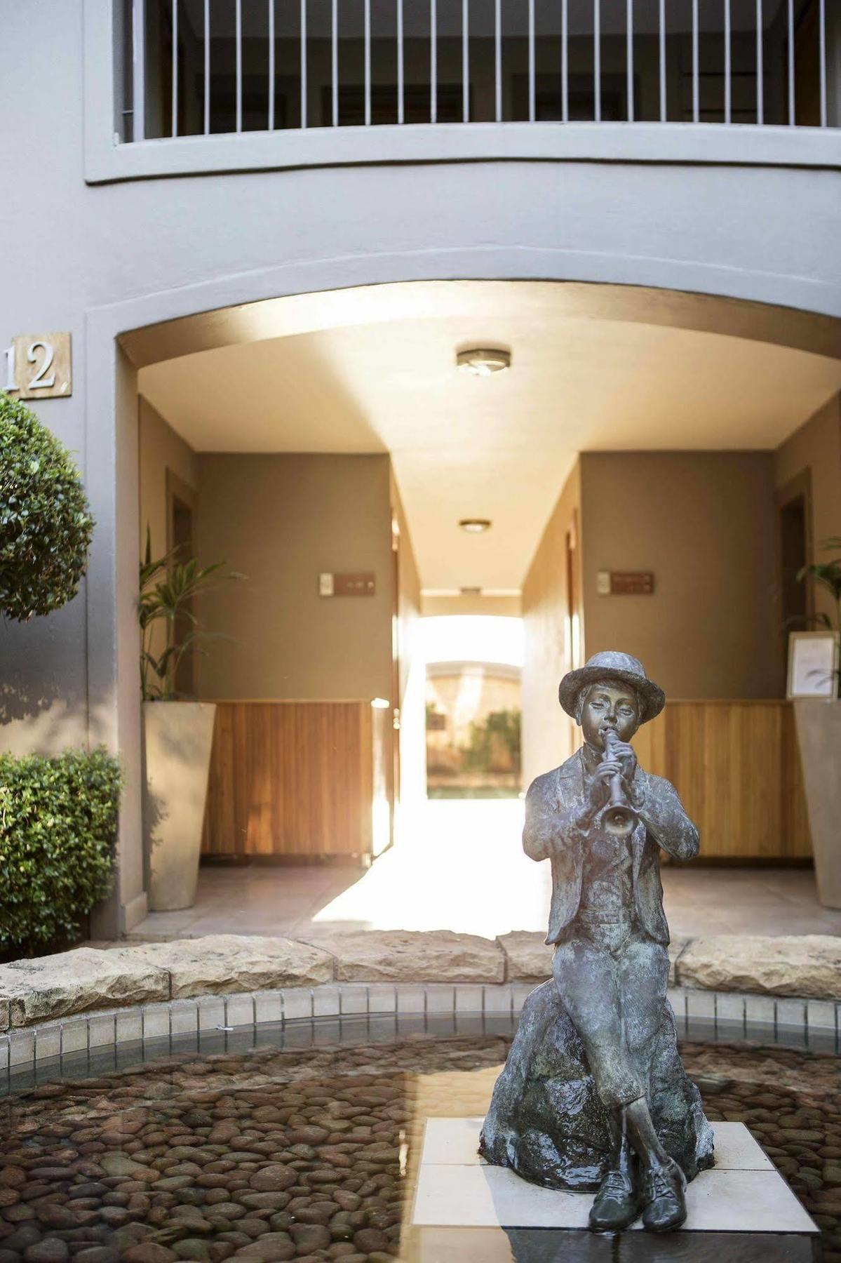 Faircity Grosvenor Gardens Pretoria-Noord Buitenkant foto