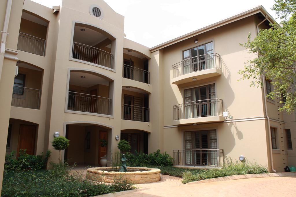 Faircity Grosvenor Gardens Pretoria-Noord Buitenkant foto